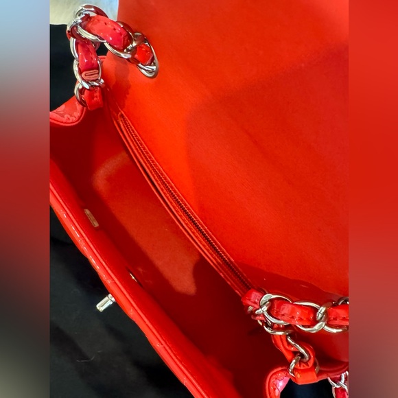 Chanel square flap - Picture 2 of 4